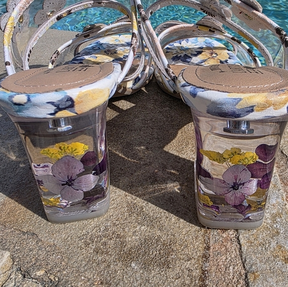 L'Artiste By Spring Step Adorned-Brile Floral Butterfly Wedges EU 38 US 8 - Picture 4 of 8